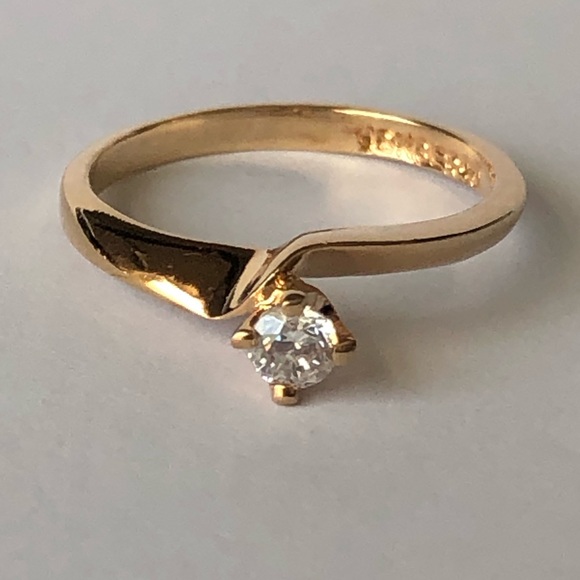 Set of Vintage 18KYPG Rings - Picture 3 of 5